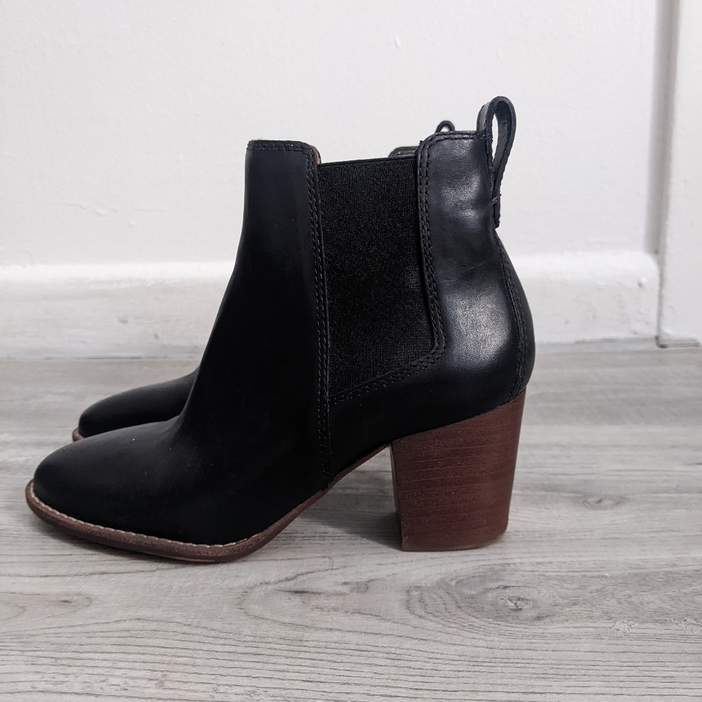 Madewell black leather ankle boots